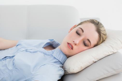 午后小睡可降血压 这样午睡才对身体有益