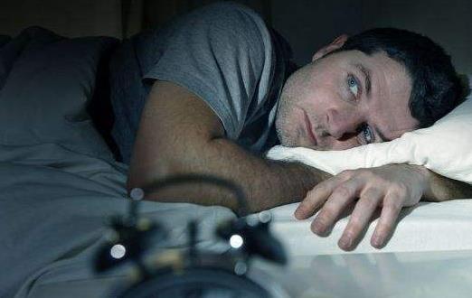 睡的太多对身体也有危害 不健康睡眠有负面影响